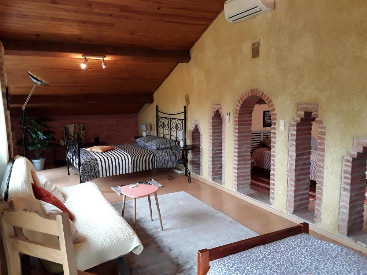 Bed and Breakfast La Louisiane 31 Вильфранш-де-Лораге Экстерьер фото